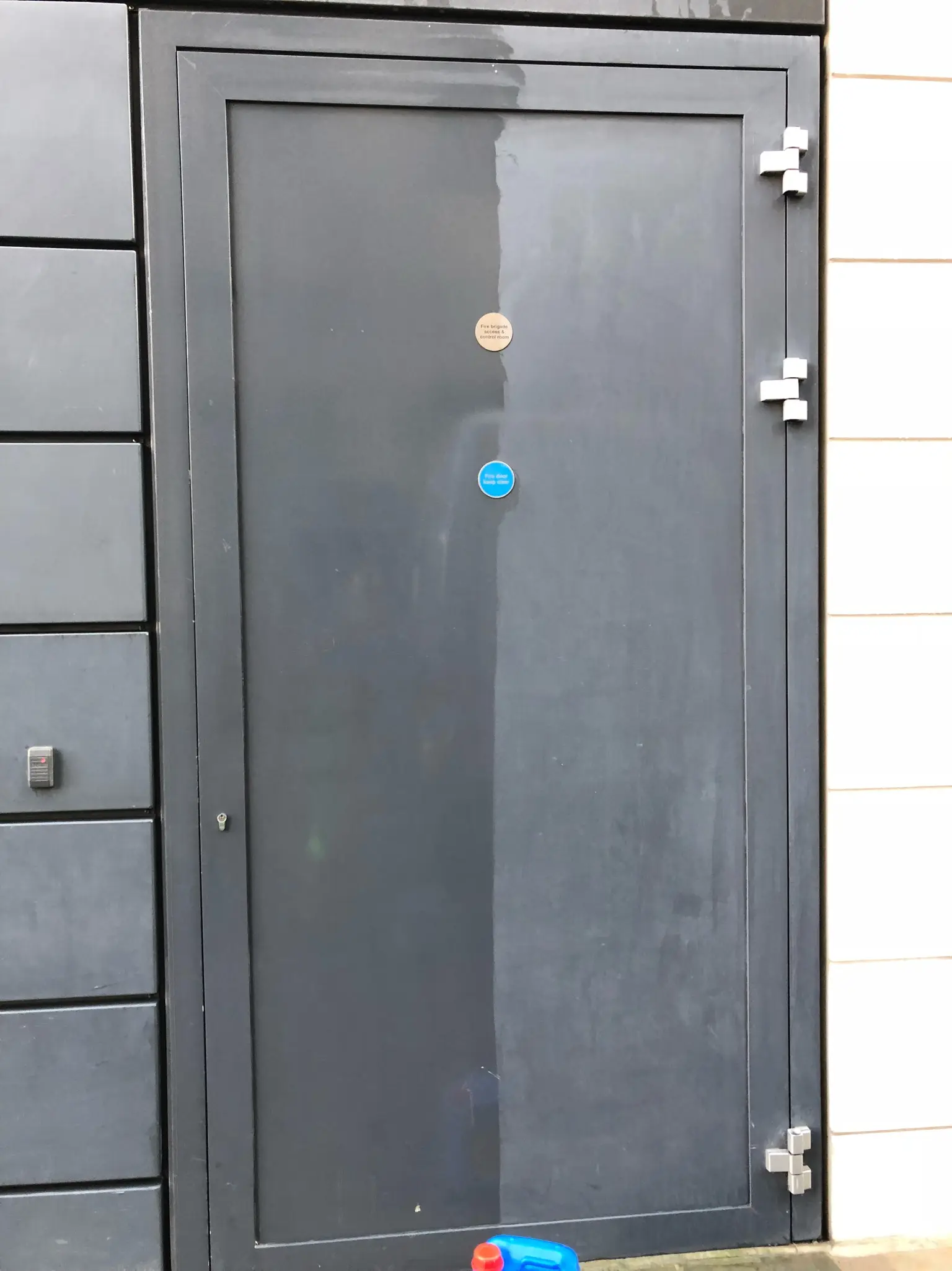Anodised aluminium cladding restoration showing before and after results